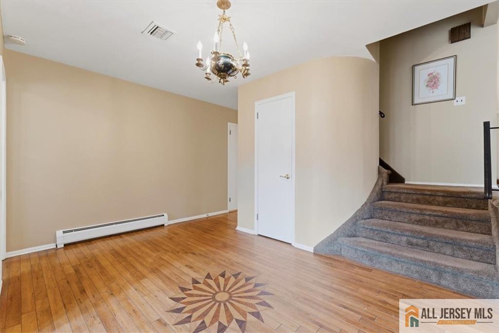 46 Lynnwood Road Edison NJ 08820