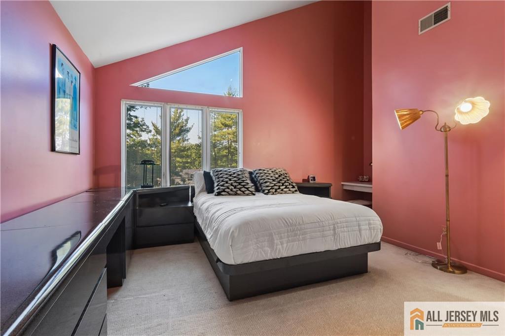 46 Calvert Avenue Edison NJ 08820