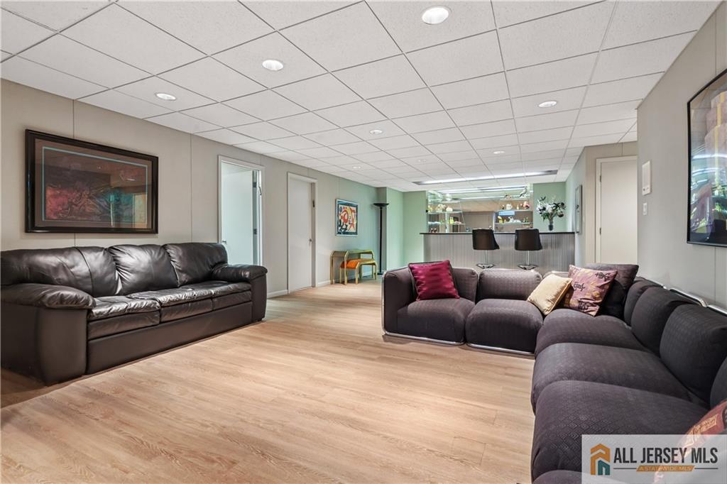46 Calvert Avenue Edison NJ 08820
