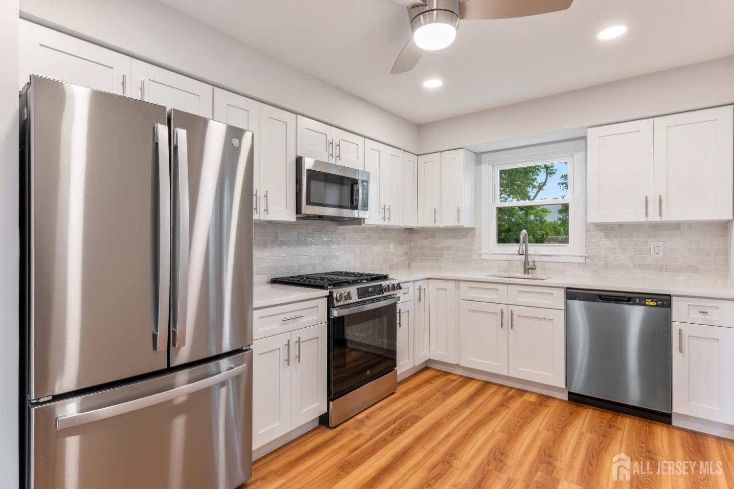 273 W Indiana Avenue Iselin NJ 08830