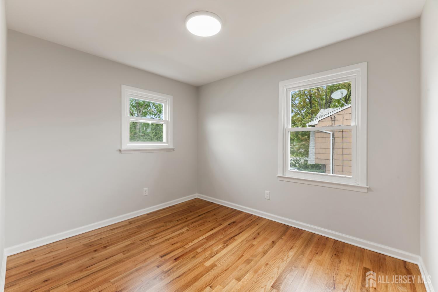 273 W Indiana Avenue Iselin NJ 08830