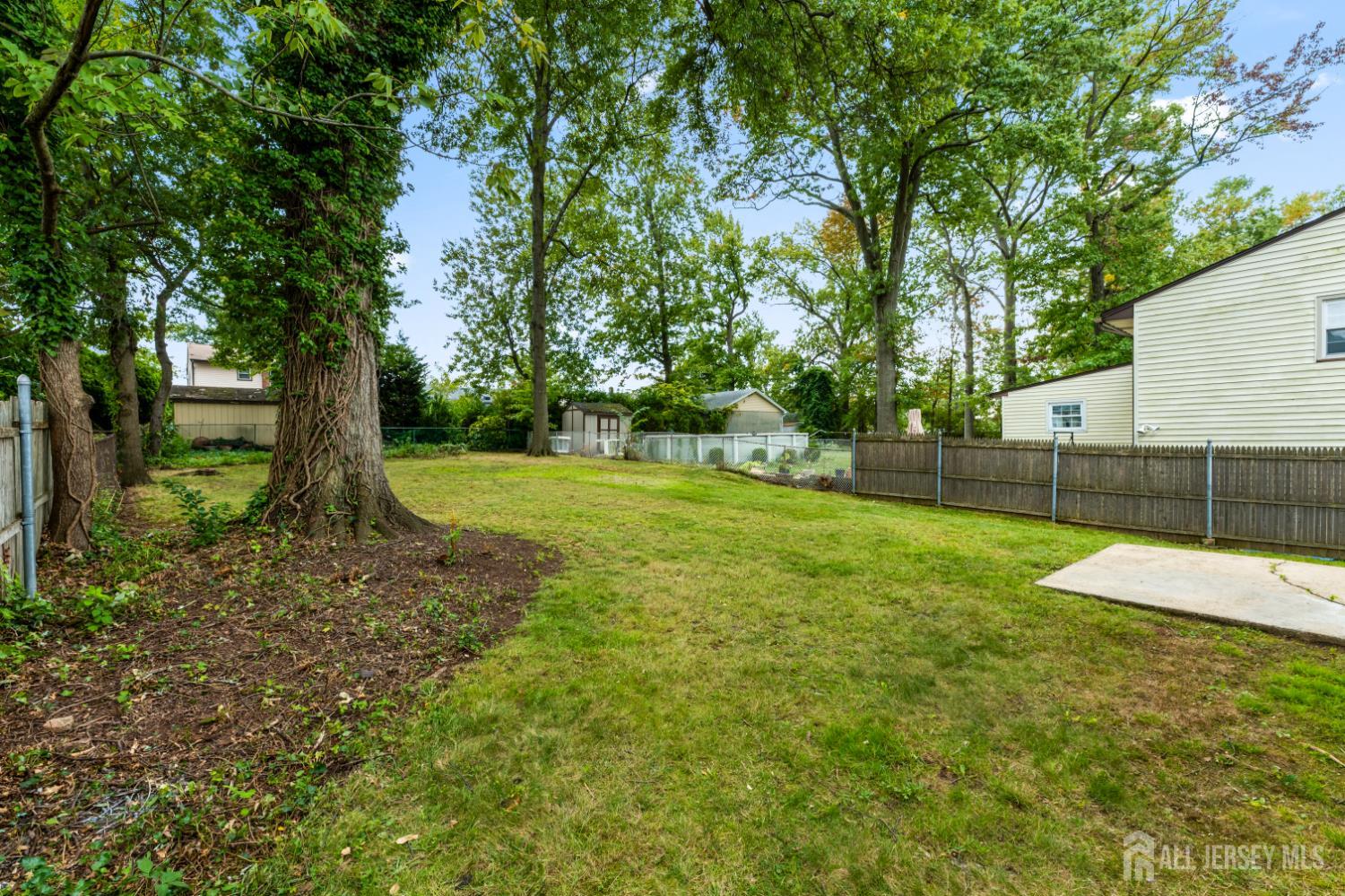273 W Indiana Avenue Iselin NJ 08830