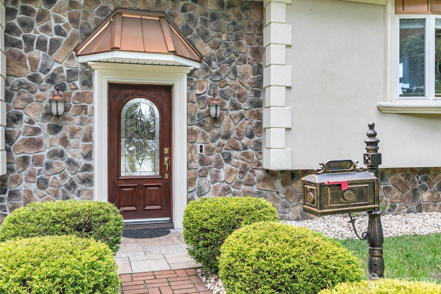 154 Devoe Avenue Spotswood NJ 08884