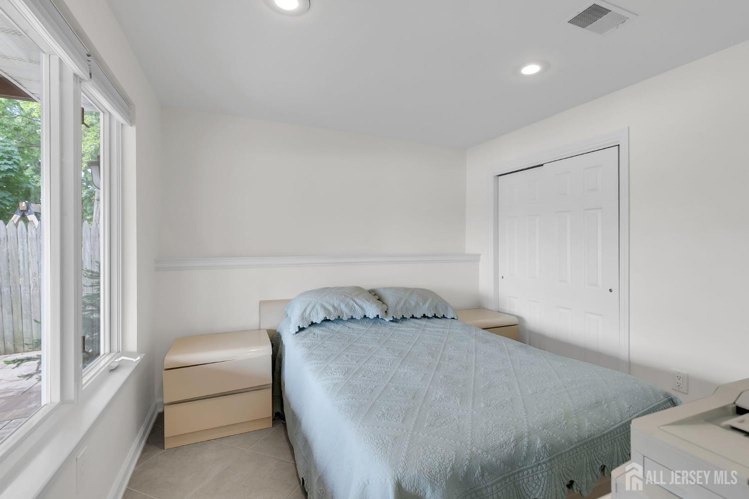 154 Devoe Avenue Spotswood NJ 08884