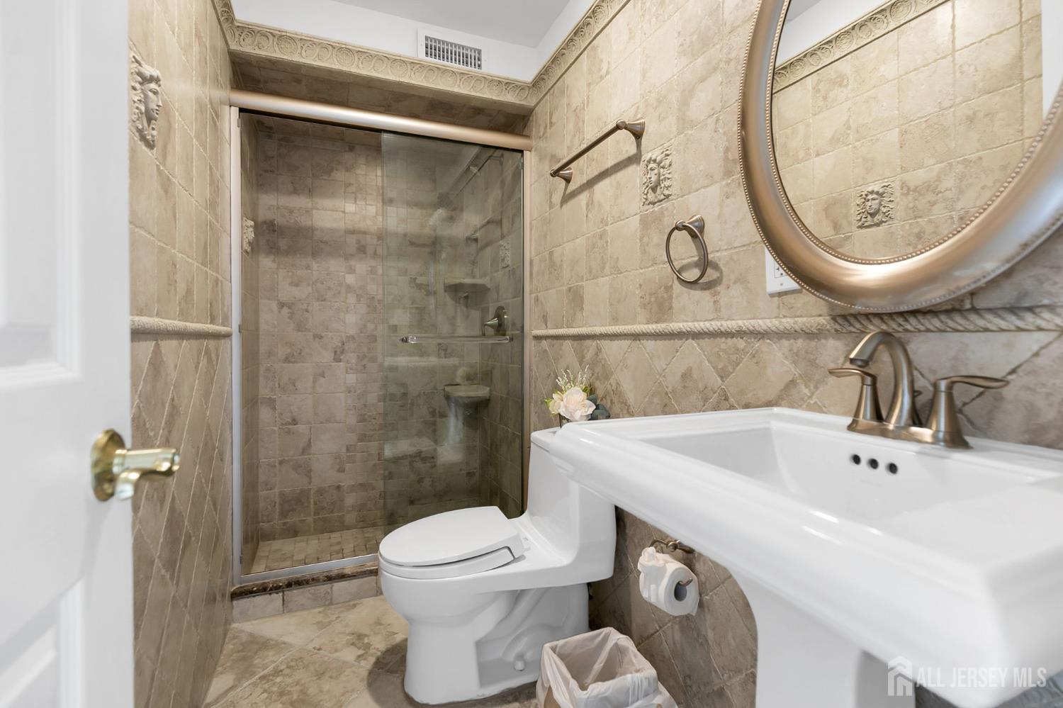 154 Devoe Avenue Spotswood NJ 08884