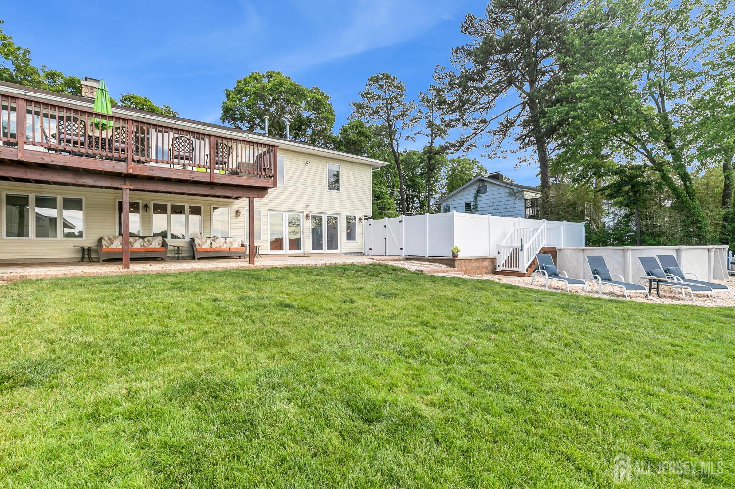 154 Devoe Avenue Spotswood NJ 08884
