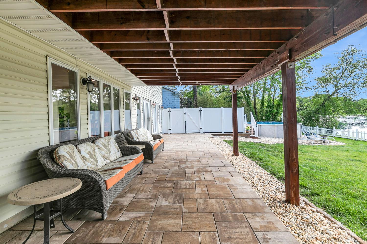 154 Devoe Avenue Spotswood NJ 08884