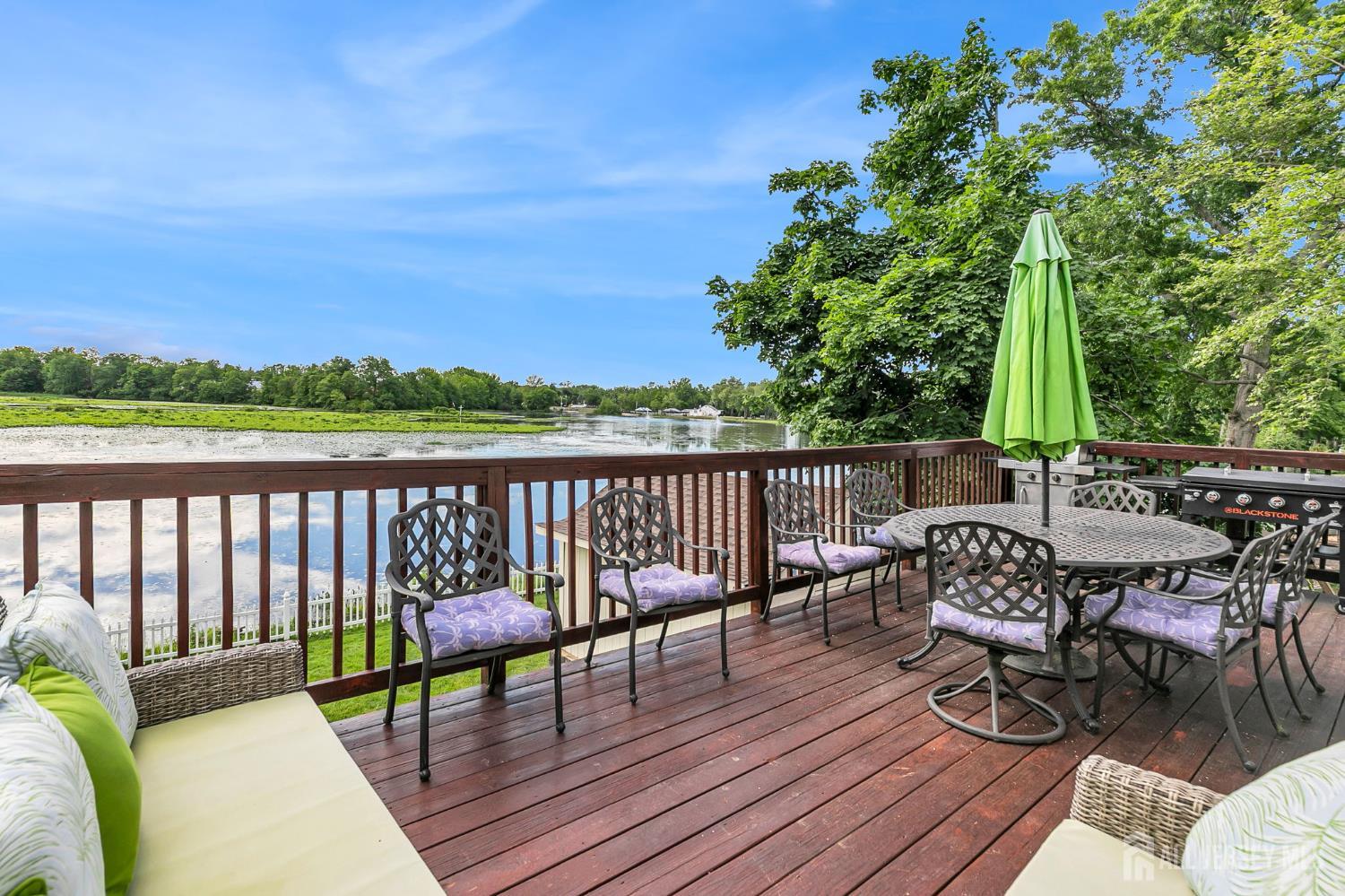 154 Devoe Avenue Spotswood NJ 08884