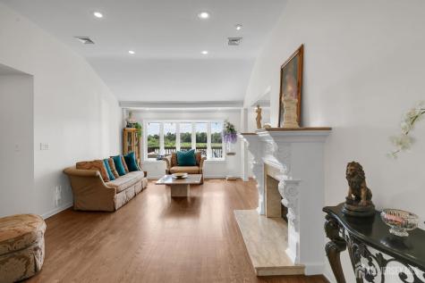 154 Devoe Avenue Spotswood NJ 08884