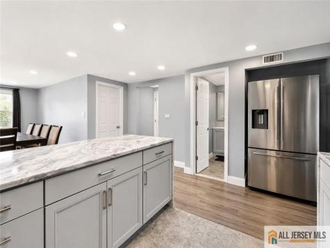 118 Poplar Street Carteret NJ 07008