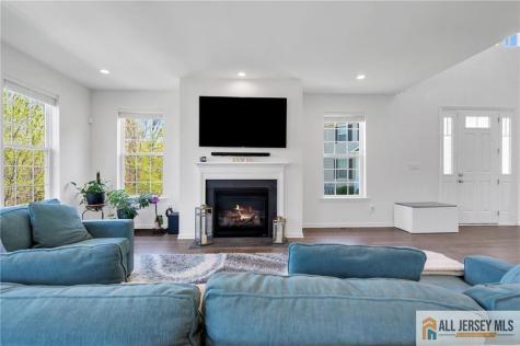 48 Begonia Lane Monroe NJ 08831