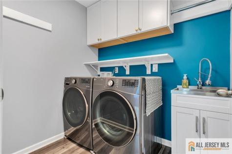 48 Begonia Lane Monroe NJ 08831