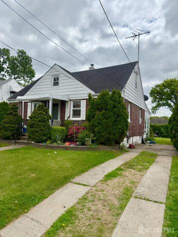 85 Hermann Avenue Carteret NJ 07008