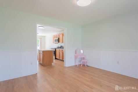 5 Sherman Street Jamesburg NJ 08831