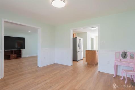 5 Sherman Street Jamesburg NJ 08831