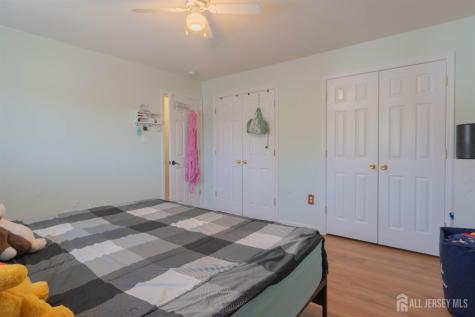 5 Sherman Street Jamesburg NJ 08831