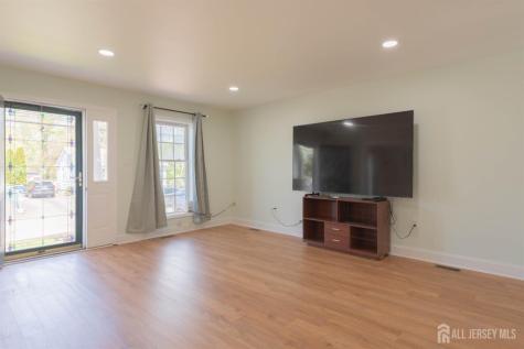 5 Sherman Street Jamesburg NJ 08831