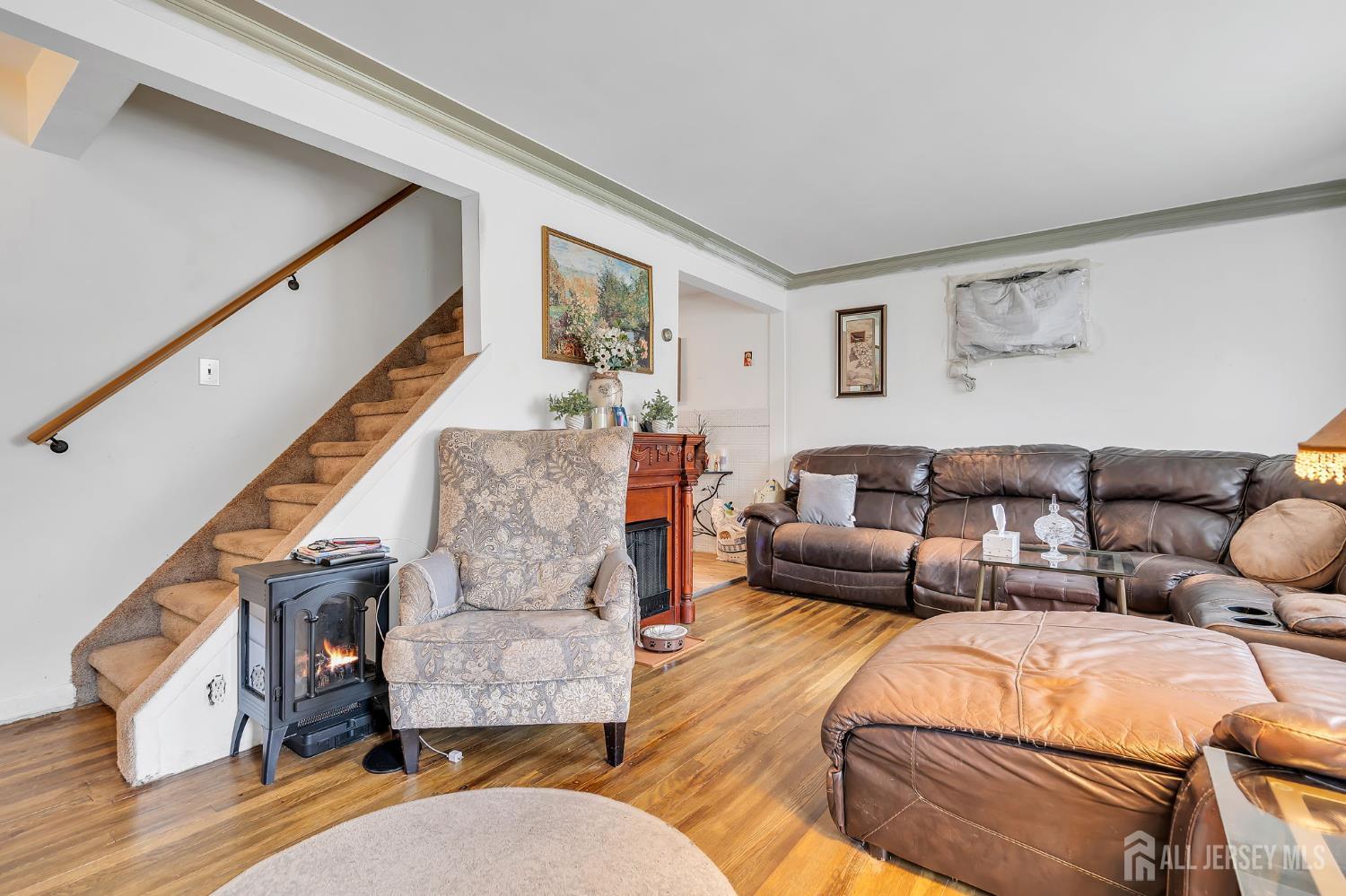 38 Susan Lane East Brunswick NJ 08816