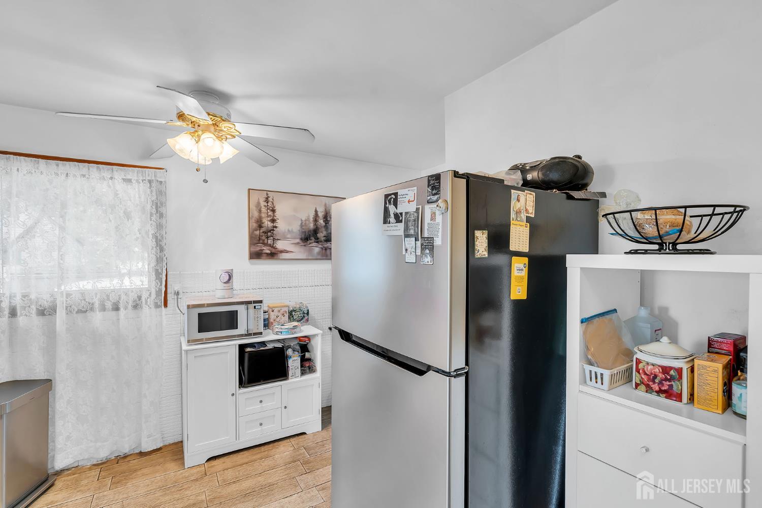38 Susan Lane East Brunswick NJ 08816
