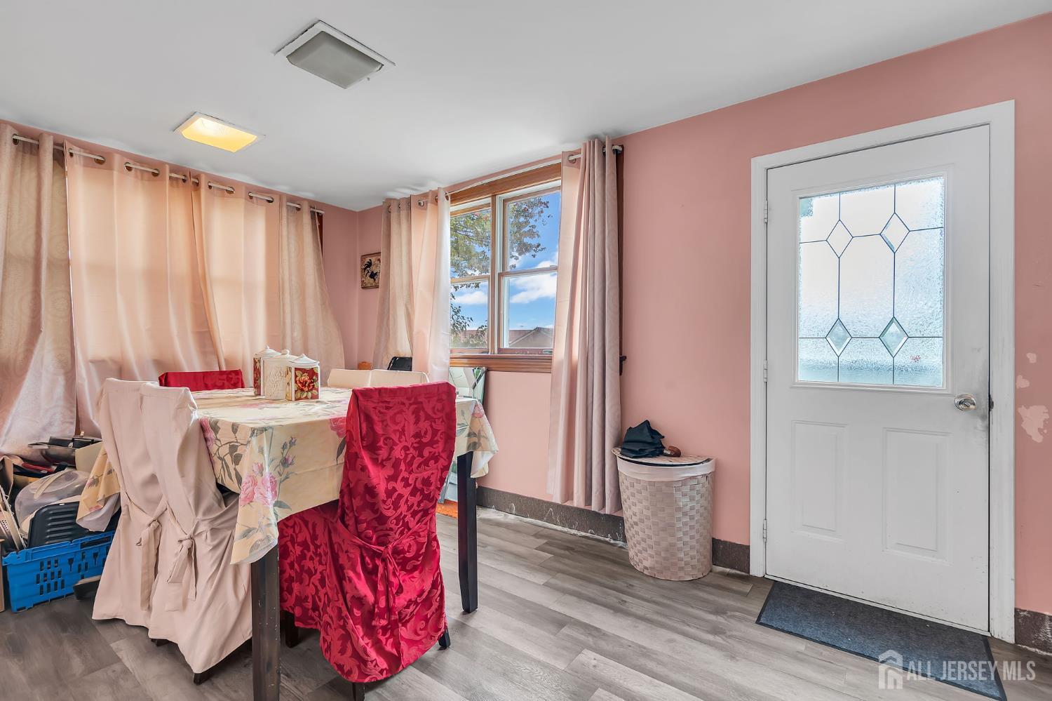 38 Susan Lane East Brunswick NJ 08816