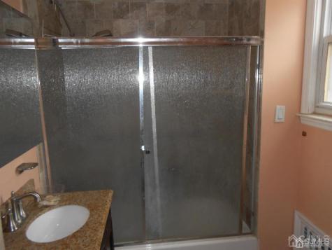 48 Fredrick Street Carteret NJ 07008