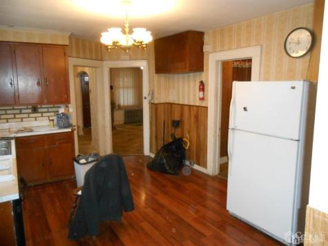 48 Fredrick Street Carteret NJ 07008