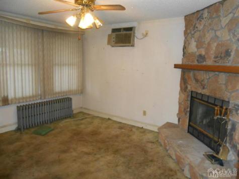 48 Fredrick Street Carteret NJ 07008