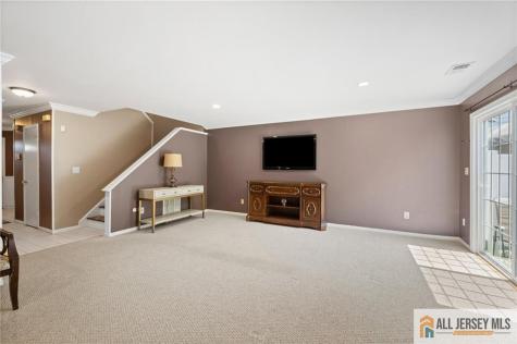 3 Sandpiper Drive Parlin NJ 08859