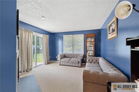 3 Sandpiper Drive Parlin NJ 08859
