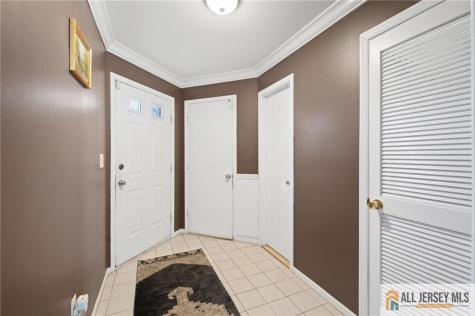 3 Sandpiper Drive Parlin NJ 08859