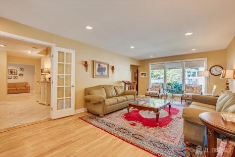 22 Celler Road Edison NJ 08817