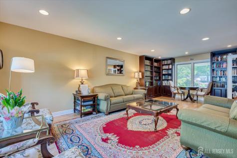 22 Celler Road Edison NJ 08817