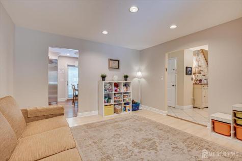22 Celler Road Edison NJ 08817