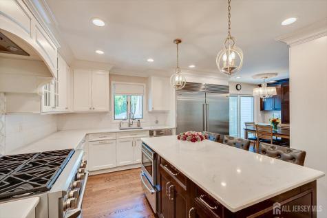 22 Celler Road Edison NJ 08817