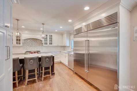 22 Celler Road Edison NJ 08817