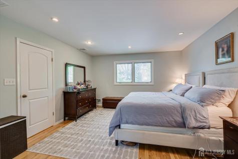 22 Celler Road Edison NJ 08817