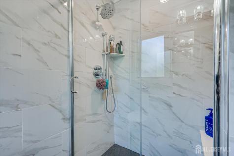 22 Celler Road Edison NJ 08817