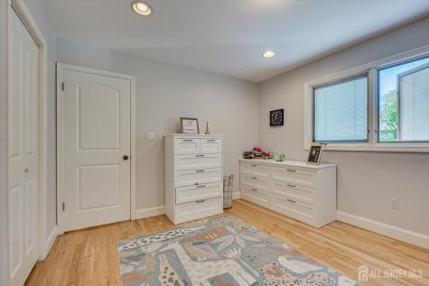 22 Celler Road Edison NJ 08817