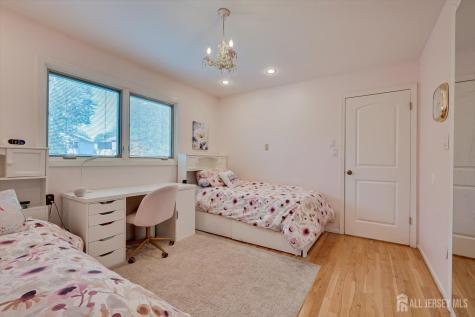 22 Celler Road Edison NJ 08817