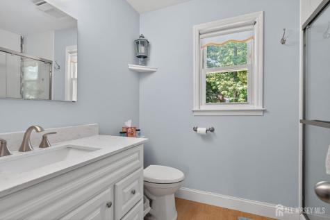 1575 Miriam Drive North Brunswick NJ 08902