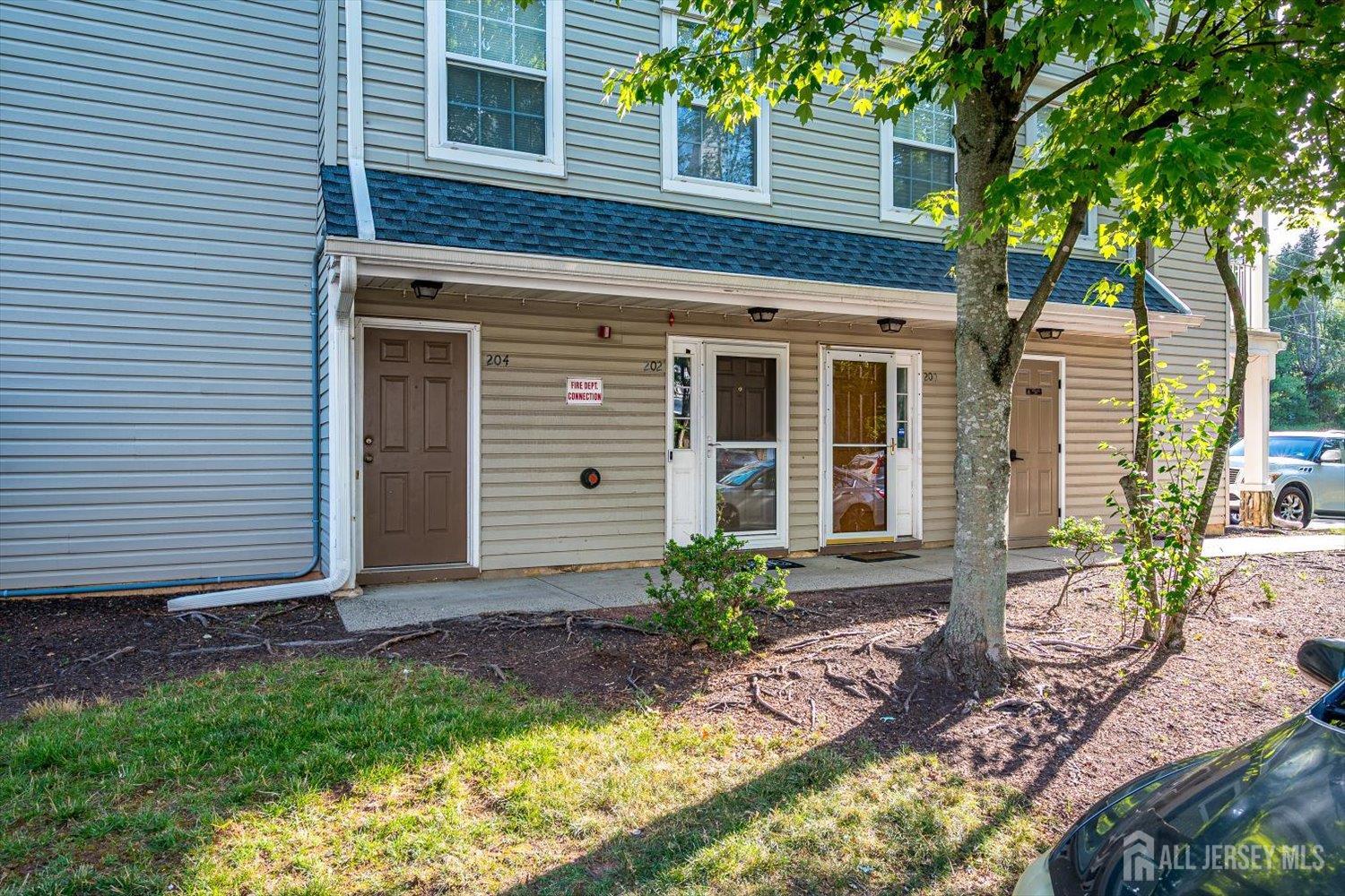 202 Prestwick Way Edison NJ 08820