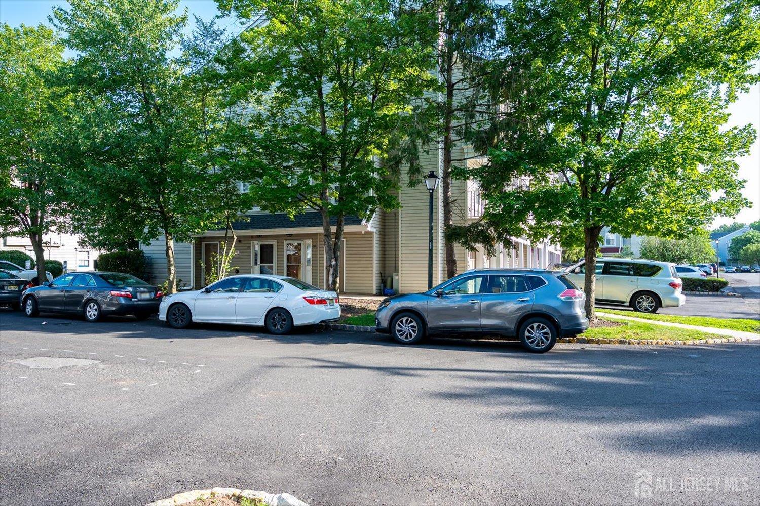 202 Prestwick Way Edison NJ 08820