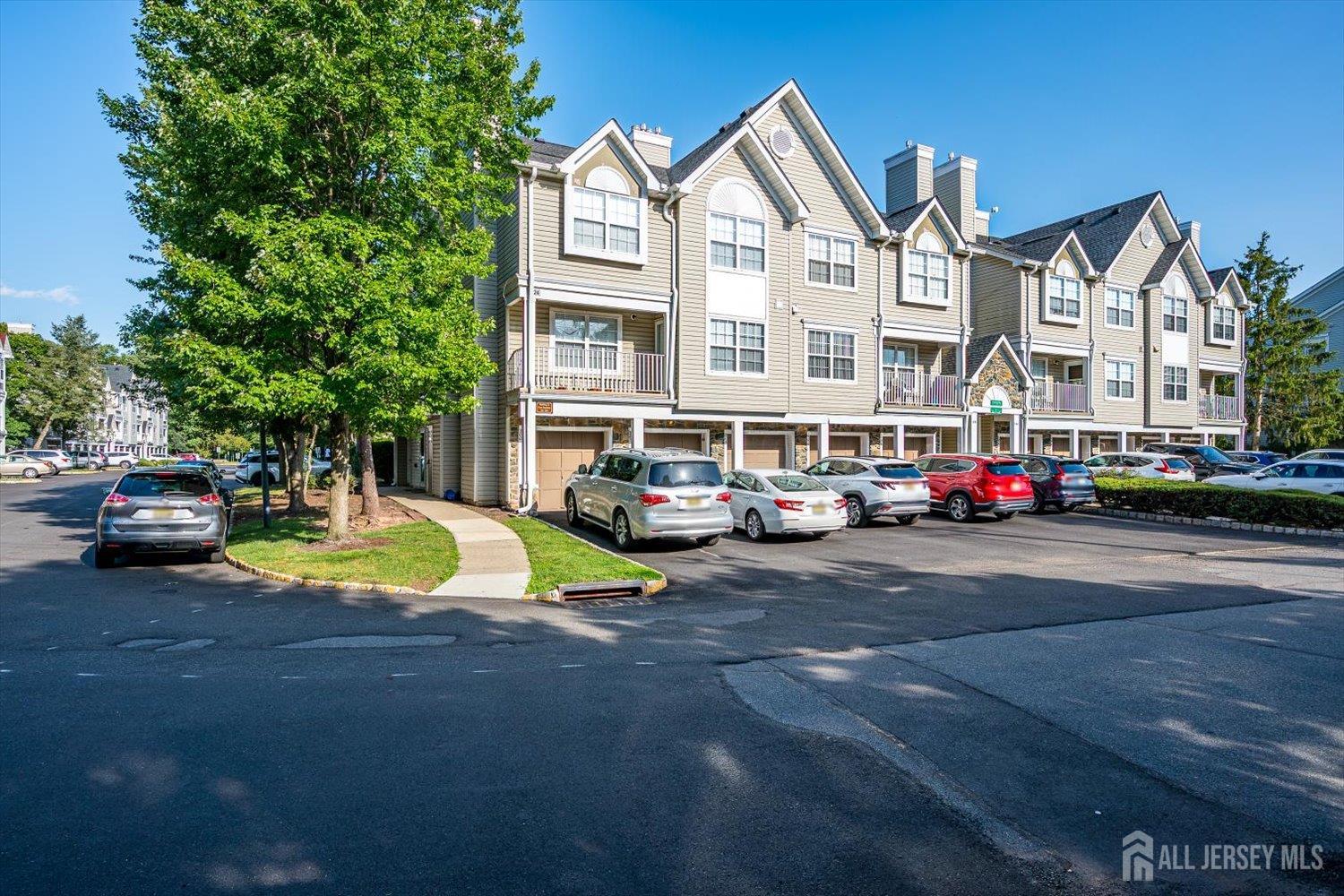 202 Prestwick Way Edison NJ 08820