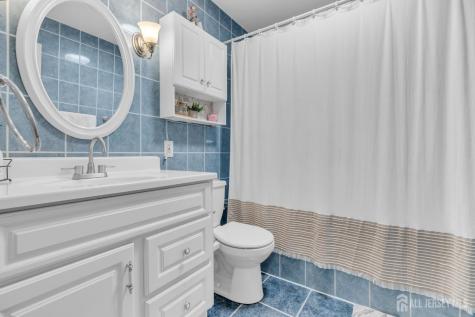 77 Michael Road Spotswood NJ 08884