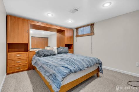 77 Michael Road Spotswood NJ 08884