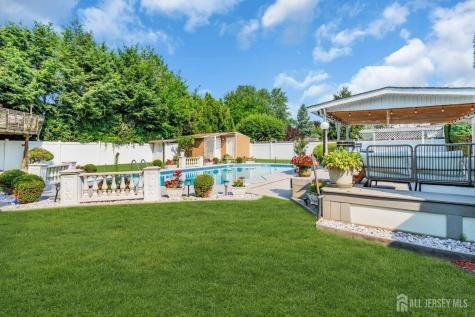 77 Michael Road Spotswood NJ 08884