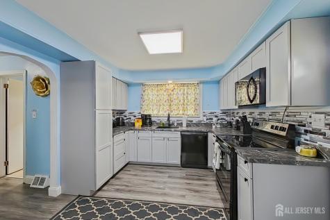 811 Lincoln Avenue Burlington City NJ 08016