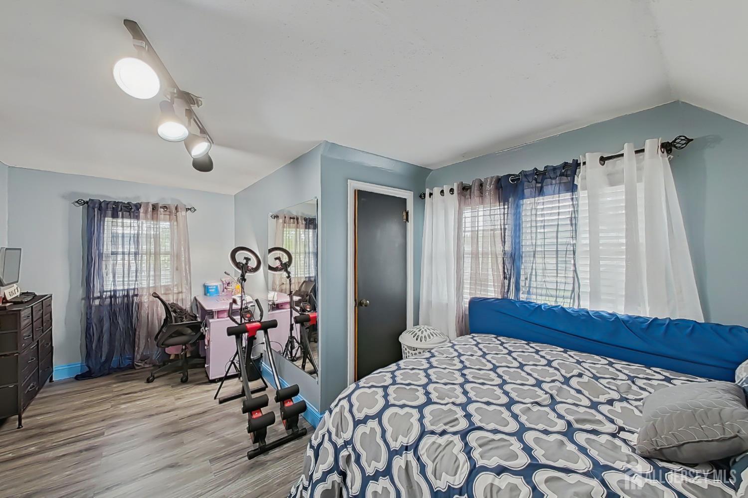 811 Lincoln Avenue Burlington City NJ 08016