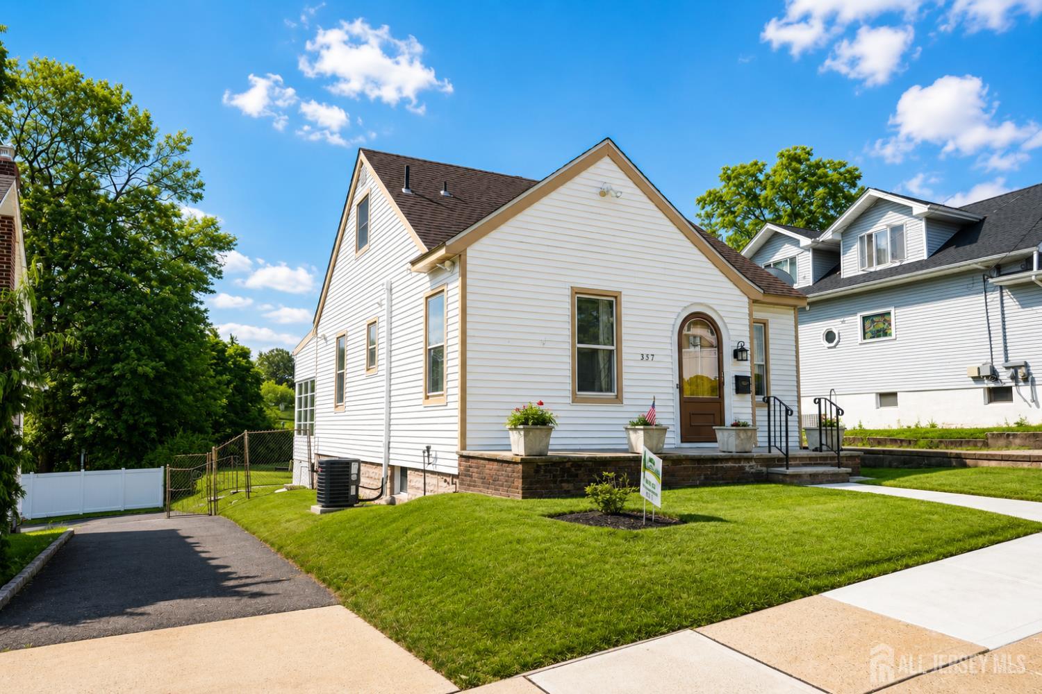 357 Portia Street South Amboy NJ 08879