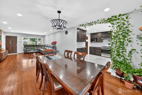 59 Eden Avenue Edison NJ 08817